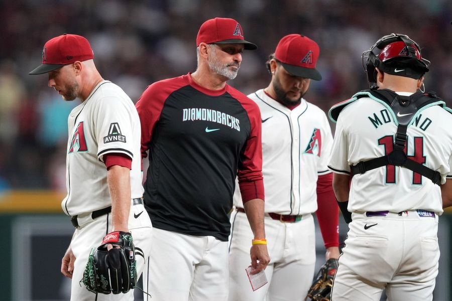 MLB: San Diego Padres at Arizona Diamondbacks