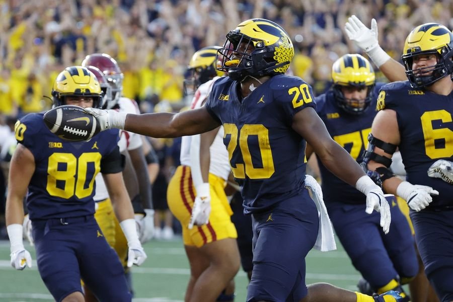 NCAA Football: Southern California at Michigan