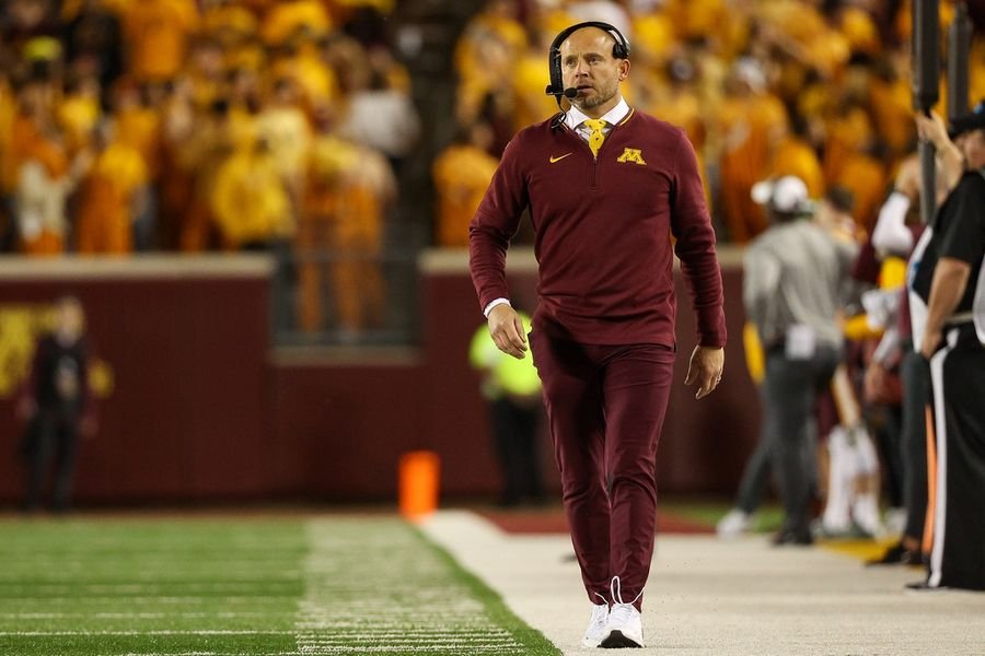 NCAA Football: Southern California at Minnesota