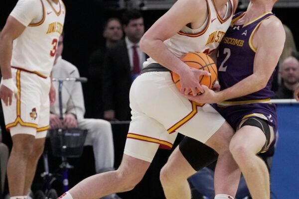 Deadspin | Ole Miss meets Iowa State — ‘one of the best’ –