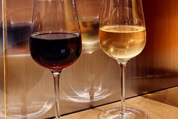 Why Is It So Hard to Find a Good Nonalcoholic Wine?