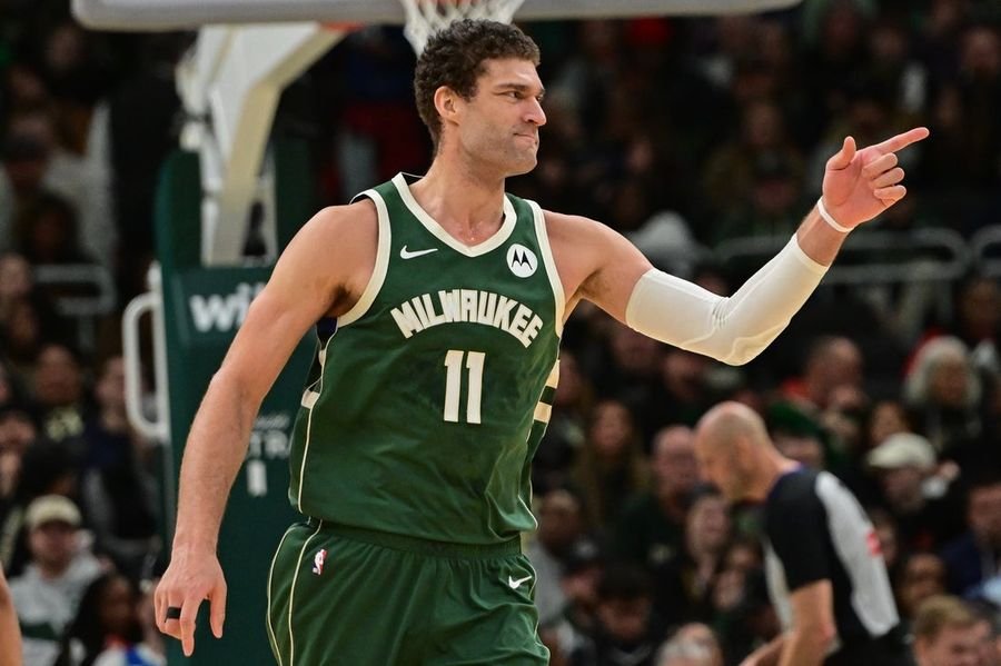 NBA: Washington Wizards at Milwaukee Bucks