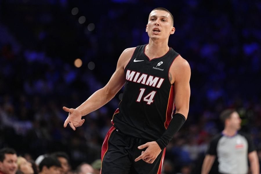 NBA: Miami Heat at Philadelphia 76ers