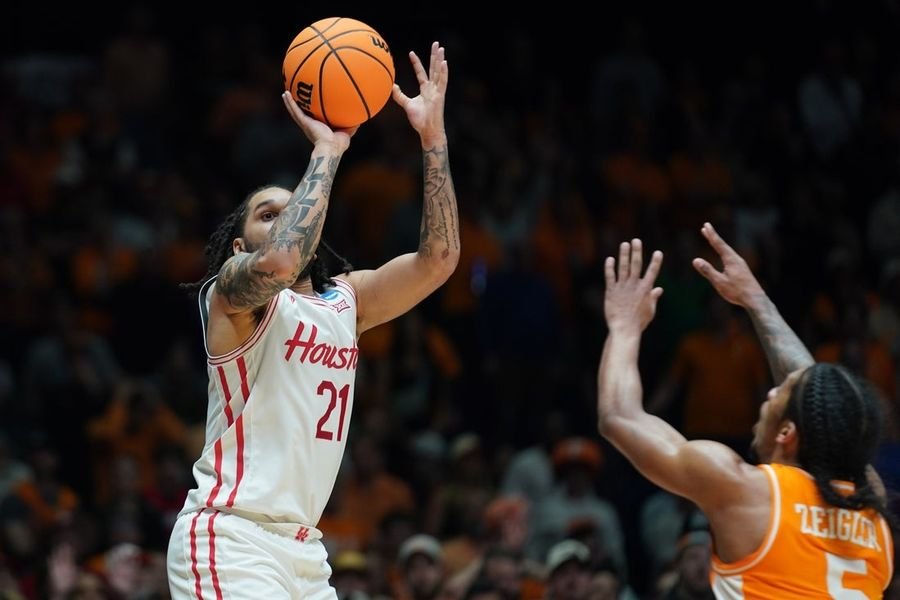 NCAA Basketball: NCAA Tournament Midwest Regional-Tennessee at Houston