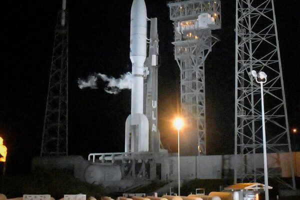 Amazon to Launch First Project Kuiper Internet Satellites: What to Know