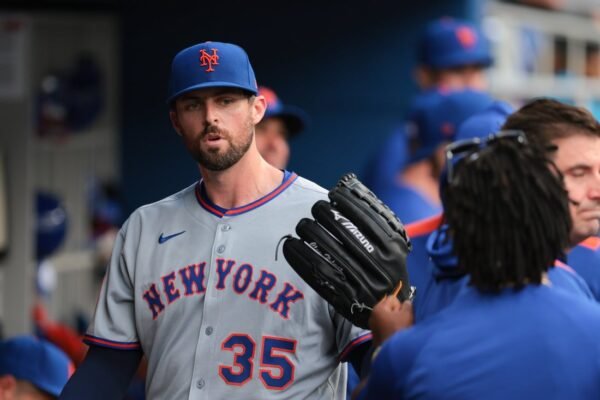 Clay Holmes, Mets take aim at Twins