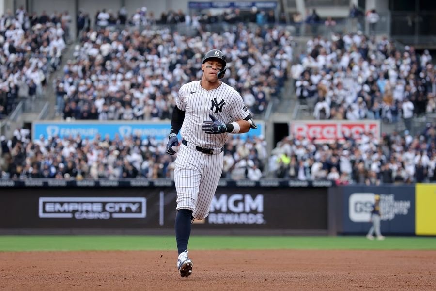 MLB: Milwaukee Brewers at New York Yankees