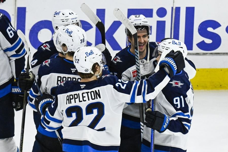 NHL: Winnipeg Jets at Chicago Blackhawks