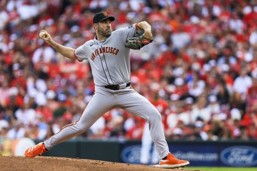 MLB: San Francisco Giants at Cincinnati Reds