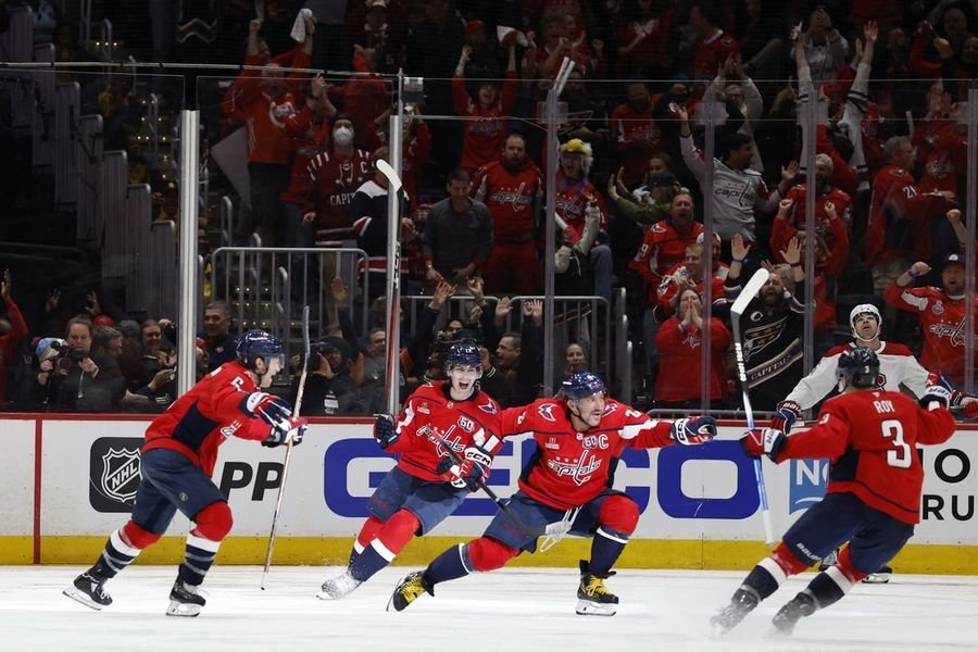 NHL: Stanley Cup Playoffs-Montreal Canadiens at Washington Capitals