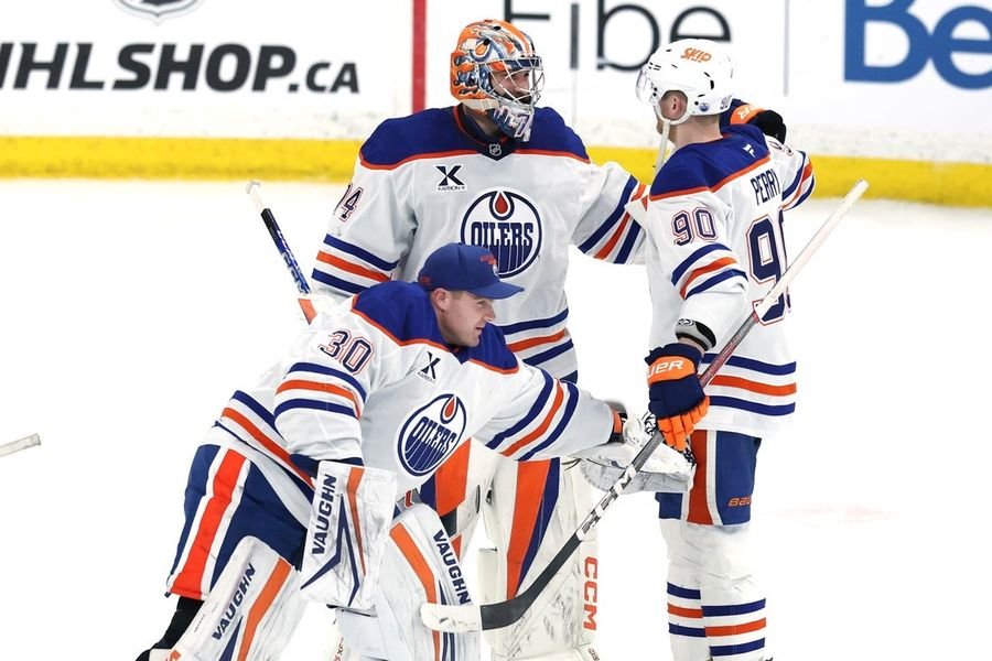 NHL: Edmonton Oilers at Winnipeg Jets