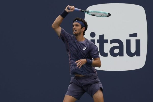 Italy’s Lorenzo Musetti charges into semifinals at Rome