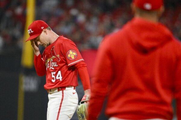 Sonny Gray looking to bounce back against Pirates