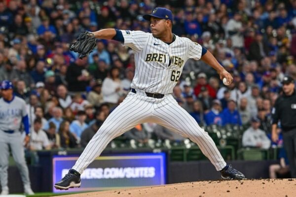 Brewers, Rays open series looking to bust bad trends